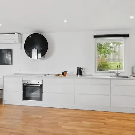 Дом отдыха 2 Bedroom In *